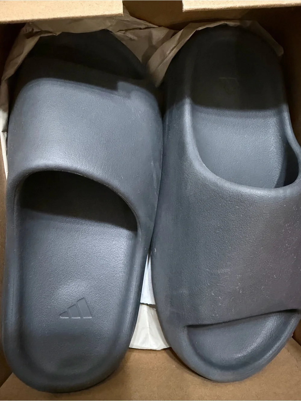 adidas yeezy slide